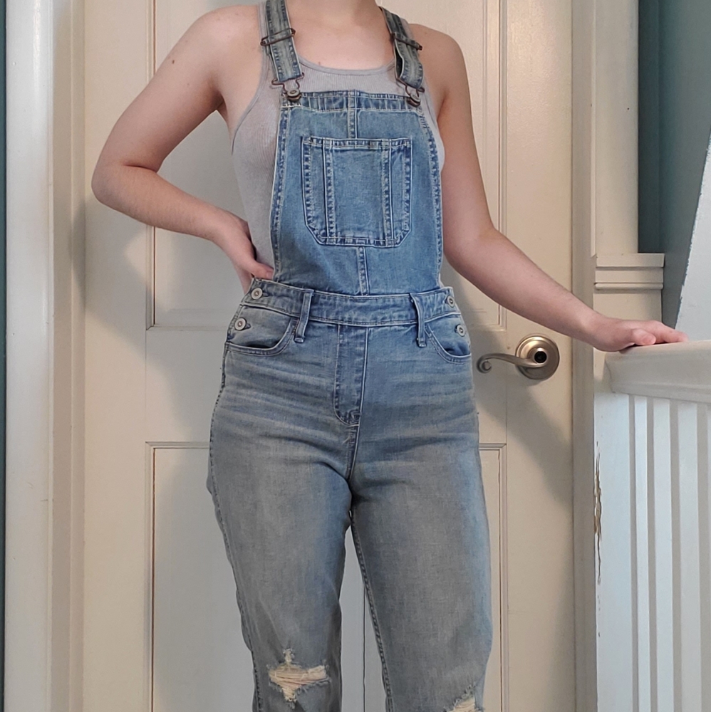 Light Wash Hollister Denim Boyfriend Overalls